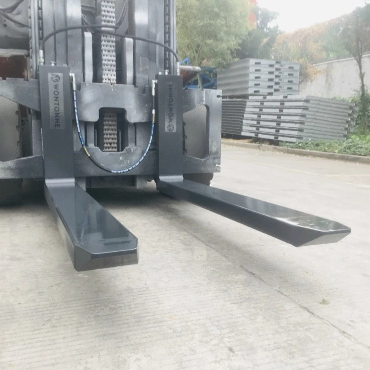 Forklift-Attachments-Telescopic-Forks